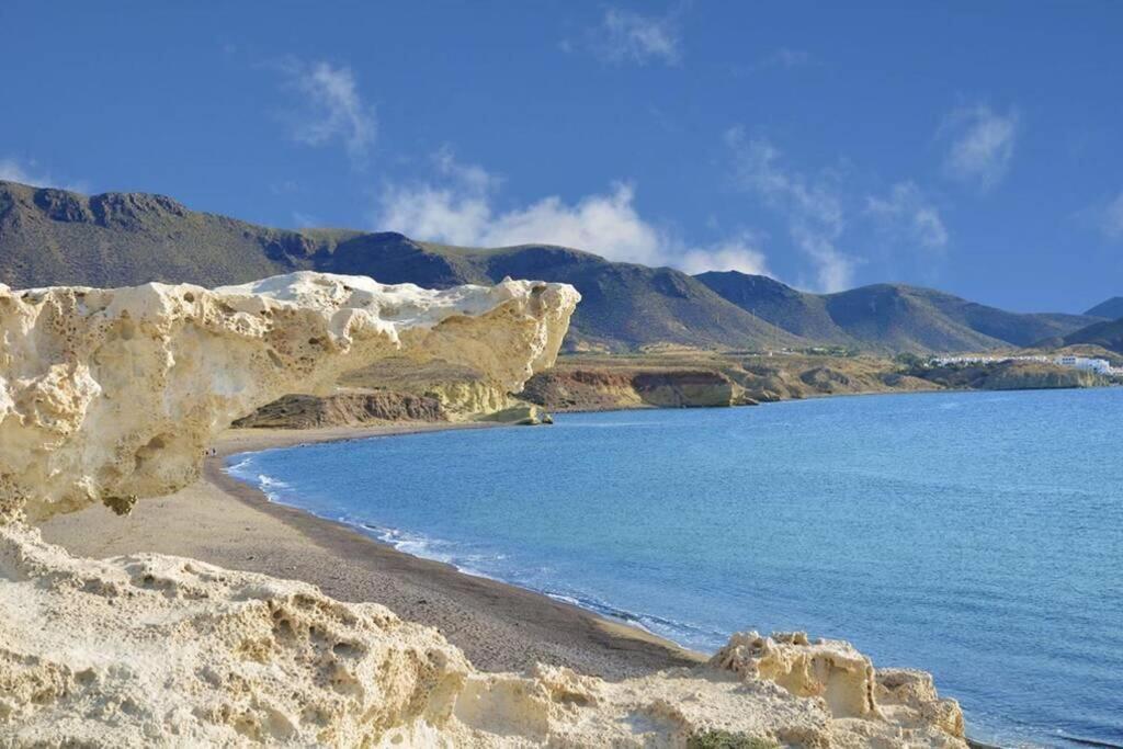 Atico Con Encanto En Cabo De Gata. A 100M De La Playa. Carboneras Eksteriør billede