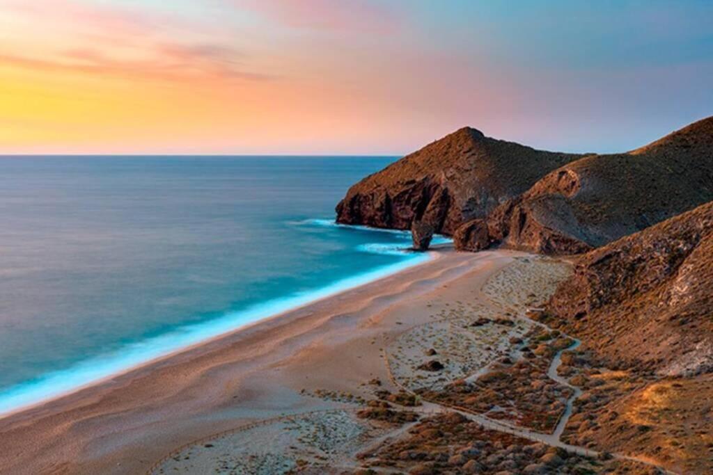 Atico Con Encanto En Cabo De Gata. A 100M De La Playa. Carboneras Eksteriør billede